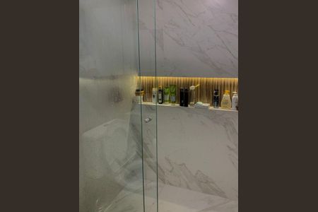 Apartamento à venda com 68m², 2 quartos e 1 vaga