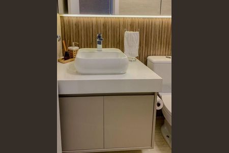 Apartamento à venda com 68m², 2 quartos e 1 vaga