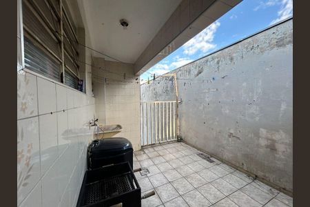 Casa à venda com 210m², 3 quartos e 4 vagas