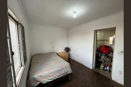 Casa à venda com 210m², 3 quartos e 4 vagas