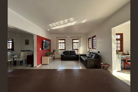 Casa à venda com 3 quartos, 205m² em Vila Manoel Ferreira, Campinas