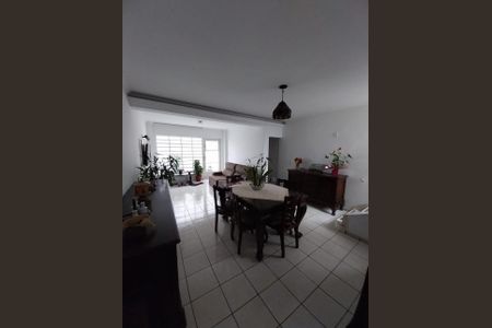 Casa à venda com 3 quartos, 270m² em Vila Mariana, São Paulo