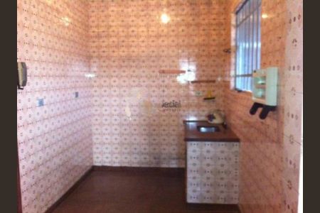 Casa à venda com 2 quartos, 198m² em Água Rasa, São Paulo