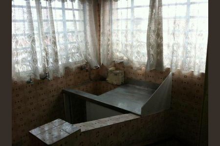 Casa à venda com 2 quartos, 198m² em Água Rasa, São Paulo
