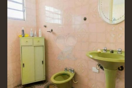 Casa à venda com 4 quartos, 300m² em Cangaiba, São Paulo