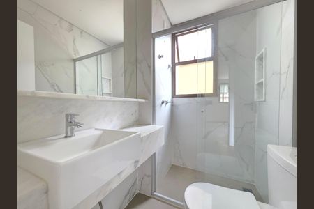 Banheiro Social  de apartamento à venda com 2 quartos, 93m² em Anchieta, Belo Horizonte