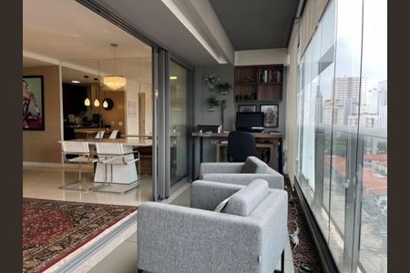 Apartamento à venda com 82m², 1 quarto e 1 vaga