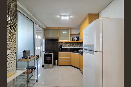 Apartamento à venda com 85m², 2 quartos e 1 vaga Apartamento à venda com 85m², 2 quartos e 1 vagaCozinha