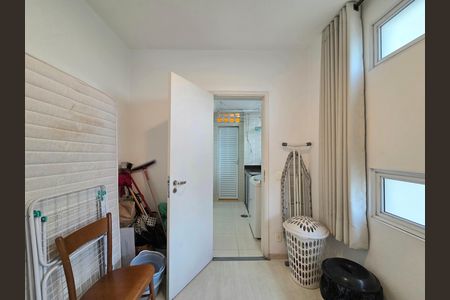 Apartamento à venda com 85m², 2 quartos e 1 vaga Apartamento à venda com 85m², 2 quartos e 1 vagaQuarto de Serviço
