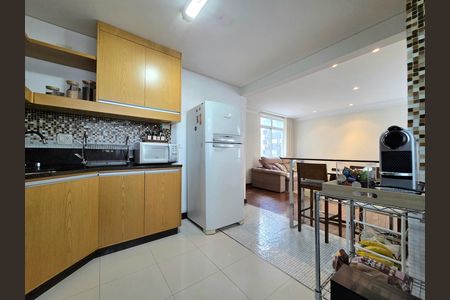 Apartamento à venda com 85m², 2 quartos e 1 vaga Apartamento à venda com 85m², 2 quartos e 1 vagaCozinha