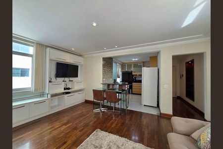Apartamento à venda com 85m², 2 quartos e 1 vaga Apartamento à venda com 85m², 2 quartos e 1 vagaSala
