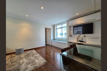 Apartamento à venda com 85m², 2 quartos e 1 vaga Apartamento à venda com 85m², 2 quartos e 1 vagaSala