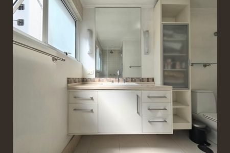 Apartamento à venda com 85m², 2 quartos e 1 vaga Apartamento à venda com 85m², 2 quartos e 1 vagaBanheiro Social