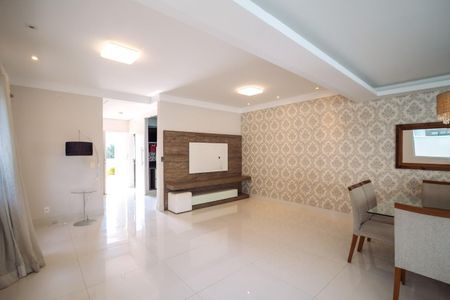 Casa para alugar com 180m², 3 quartos e 3 vagas