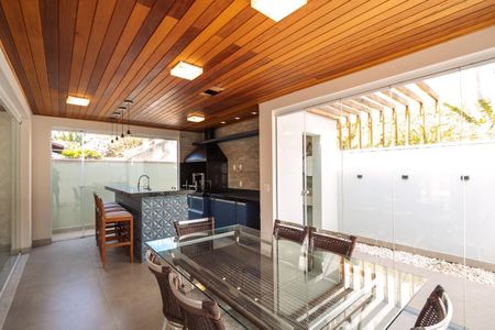 Casa para alugar com 180m², 3 quartos e 3 vagas