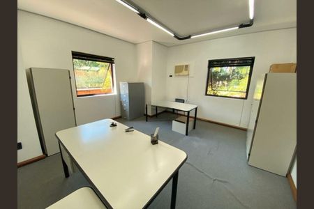 Casa à venda com 366m², 1 quarto e 7 vagas