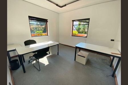 Casa à venda com 366m², 1 quarto e 7 vagas