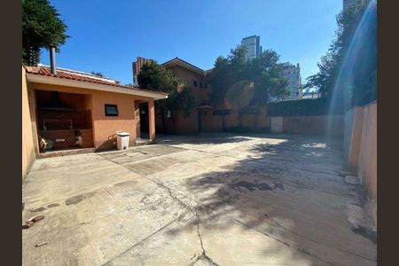 Casa à venda com 366m², 1 quarto e 7 vagas