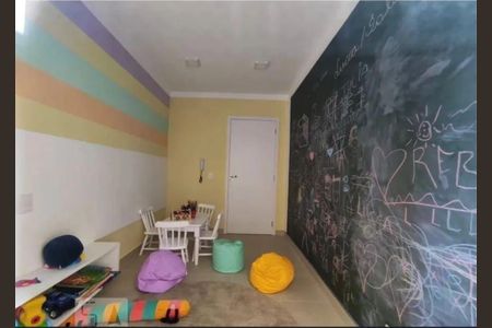 Apartamento à venda com 2 quartos, 41m² em Vila Zat, São Paulo