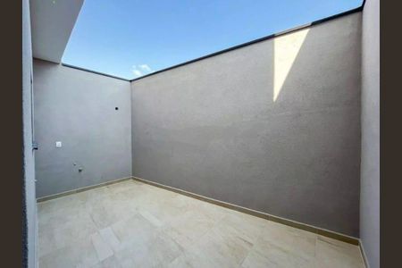 Casa à venda com 100m², 3 quartos e 1 vaga