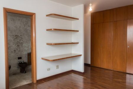Apartamento à venda com 4 quartos, 473m² em Higienópolis, São Paulo
