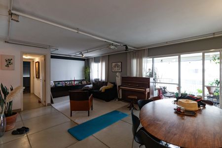 Sala de apartamento à venda com 3 quartos, 132m² em Várzea da Barra Funda, São Paulo