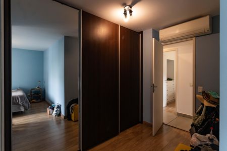 Apartamento à venda com 132m², 3 quartos e 2 vagasCloset da suíte