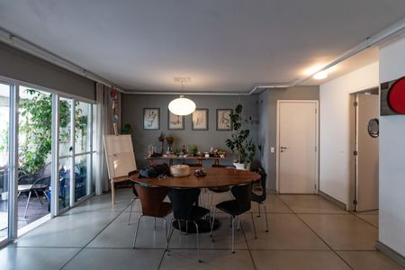 Apartamento à venda com 132m², 3 quartos e 2 vagasSala