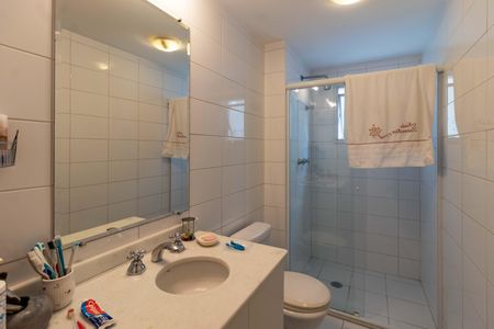 Apartamento à venda com 132m², 3 quartos e 2 vagasBanheiro