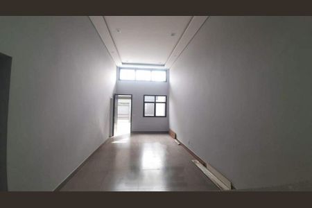Casa à venda com 140m², 3 quartos e sem vaga
