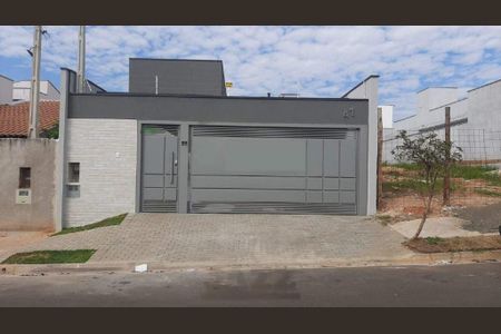 Casa à venda com 140m², 3 quartos e sem vaga