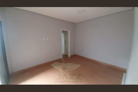 Casa à venda com 3 quartos, 140m² em Jardim Ipaussurama, Campinas