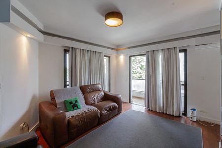 Sala de apartamento à venda com 3 quartos, 120m² em Indianópolis, São Paulo