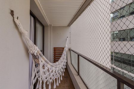Sacada de apartamento à venda com 3 quartos, 120m² em Indianópolis, São Paulo