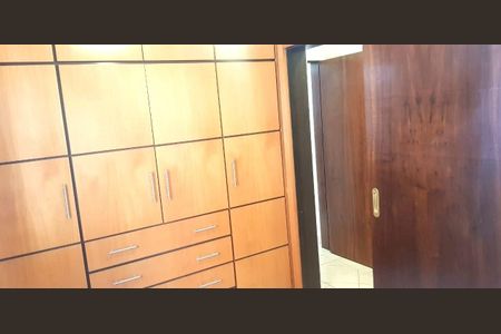 Casa à venda com 3 quartos, 200m² em Vila Romana, São Paulo