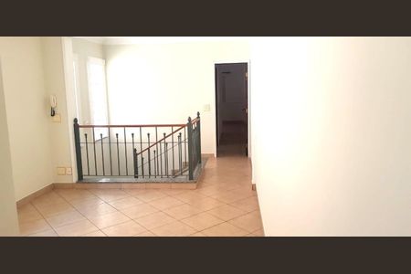 Casa à venda com 3 quartos, 200m² em Vila Romana, São Paulo
