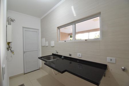 Casa para alugar com 280m², 3 quartos e 4 vagasÁrea de Serviço