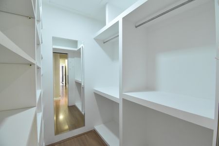 Casa para alugar com 280m², 3 quartos e 4 vagasCloset da Suíte