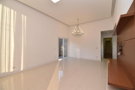 Casa para alugar com 280m², 3 quartos e 4 vagasSala