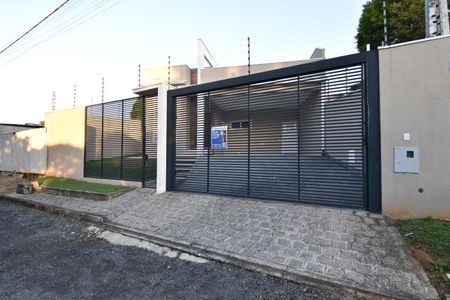 Casa para alugar com 280m², 3 quartos e 4 vagasFachada com Placa