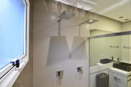 Casa para alugar com 280m², 3 quartos e 4 vagasBanheiro da Suíte