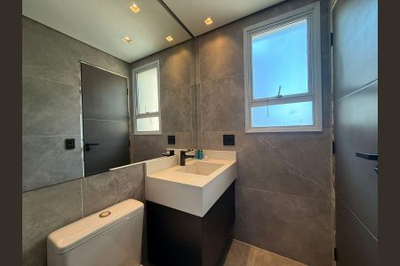 Apartamento à venda com 223m², 3 quartos e 4 vagas
