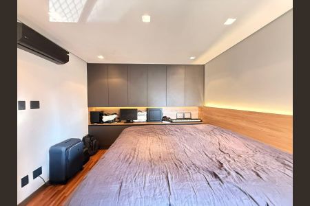 Apartamento à venda com 223m², 3 quartos e 4 vagas