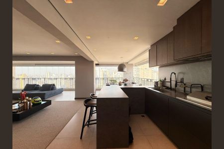 Apartamento à venda com 223m², 3 quartos e 4 vagas