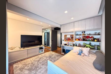 Apartamento à venda com 223m², 3 quartos e 4 vagas