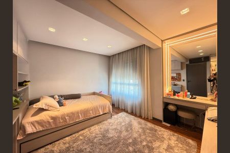 Apartamento à venda com 223m², 3 quartos e 4 vagas