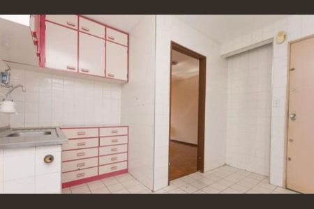 Apartamento à venda com 68m², 2 quartos e 1 vaga