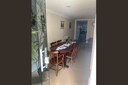 Casa à venda com 4 quartos, 220m² em Barra da Tijuca, Rio de Janeiro