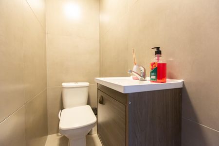 Casa para alugar com 176m², 3 quartos e 1 vaga Casa para alugar com 176m², 3 quartos e 1 vagaBanheiro