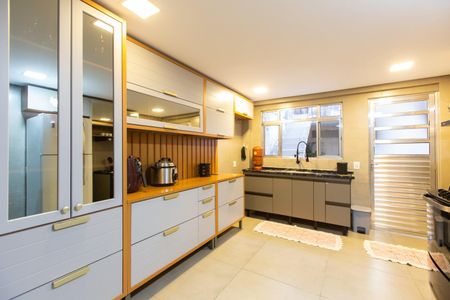 Casa para alugar com 176m², 3 quartos e 1 vaga Casa para alugar com 176m², 3 quartos e 1 vagaCozinha